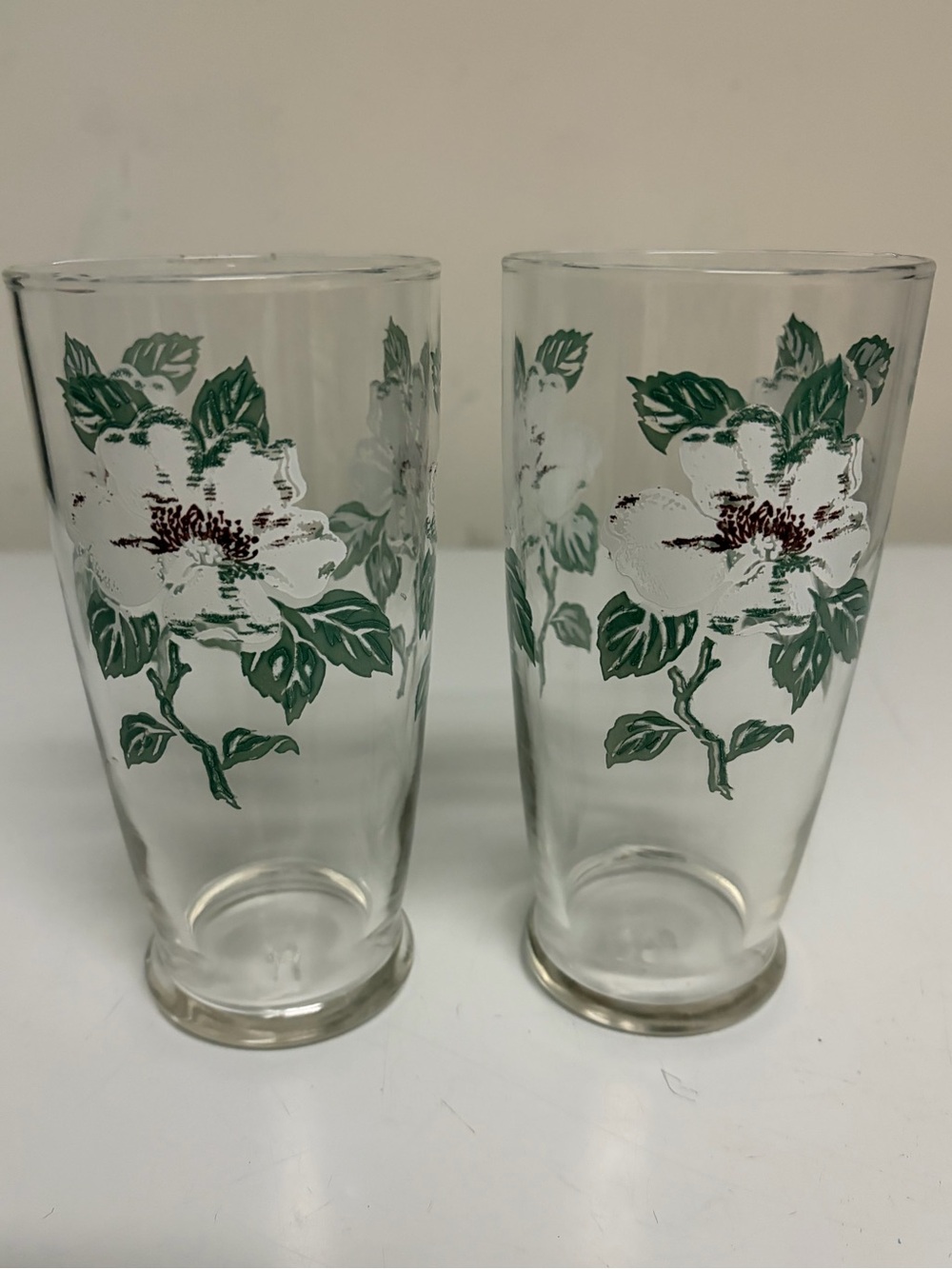 Federal Vintage Glass Dogwood Floral Tumblers Set of 2 White Green MCM Drinking